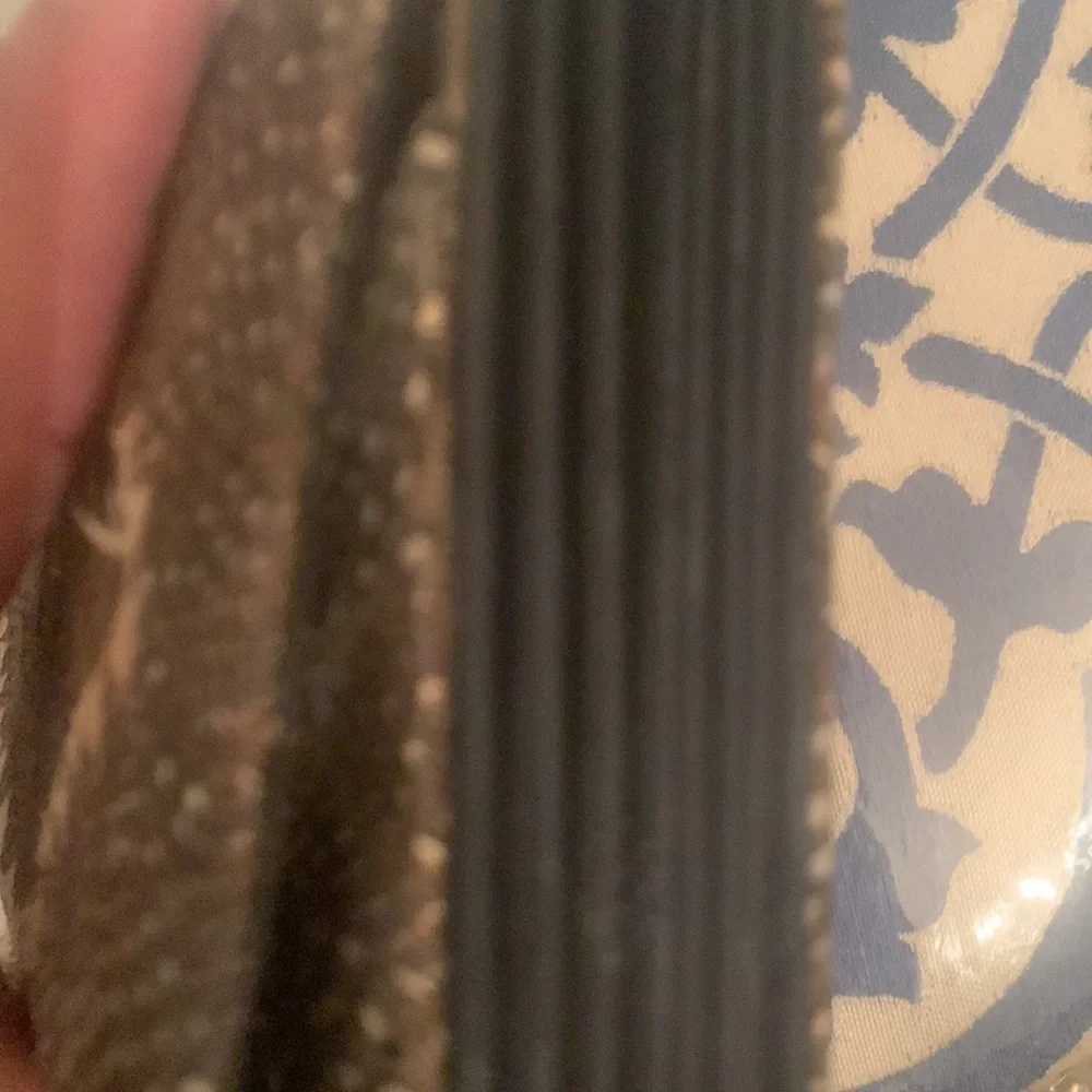 FRIDAY SALE~•= PEACOCK Feather clutch - Picture 7 of 8